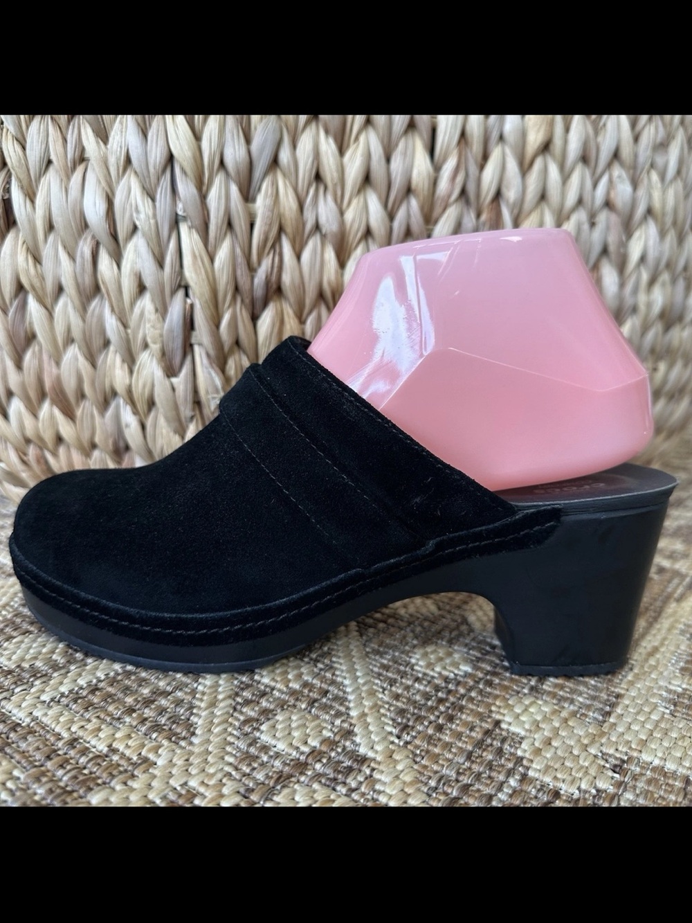 Crocs Sarah Black Suede Clog Mule Block Heel Comfort Minimalist Normcore US 7